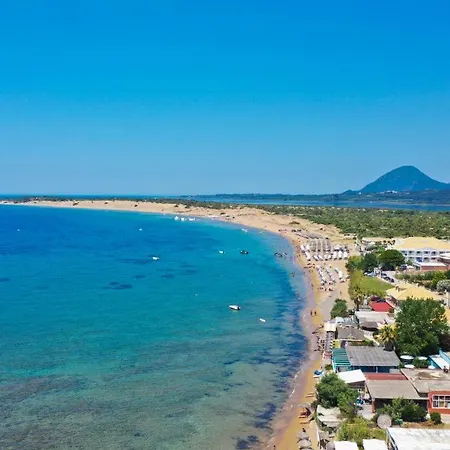 Dream Garden Apartment *